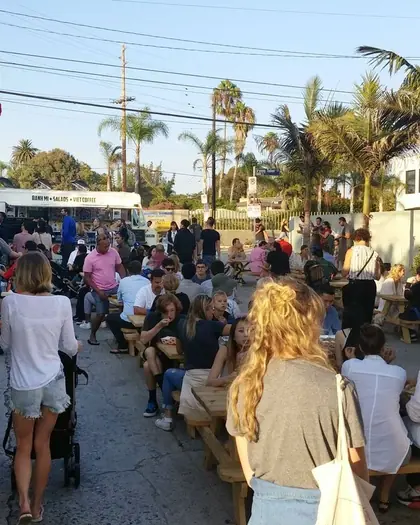 Abbot Kinney First Friday: photo from the venue